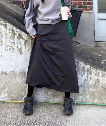 SIDE CUT MIDI SKIRT